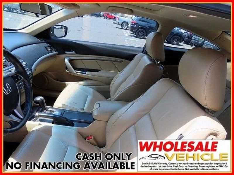 2012 Honda Accord EX-LImage 9