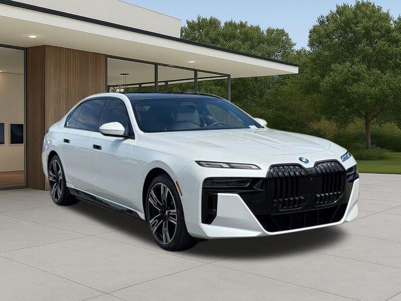 Used 2024 BMW i7 xDrive60Image 6