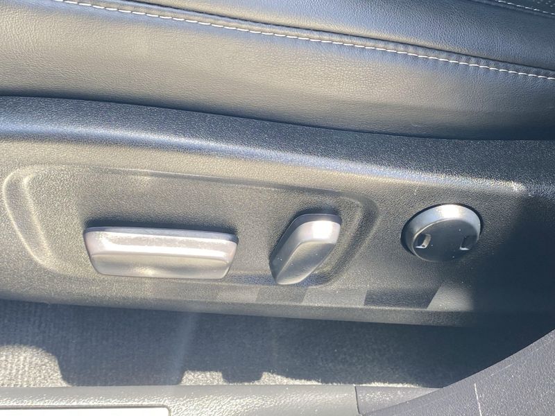 Used 2022 Lexus RX 350Image 17