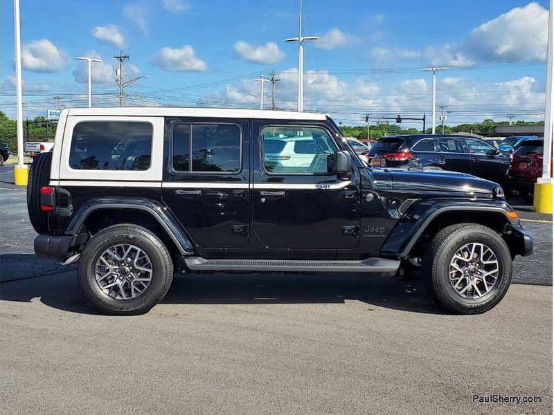 New 2026 Jeep Wrangler 4-door Sahara
