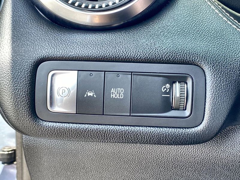 Used 2024 Chevrolet Blazer EV LTImage 17