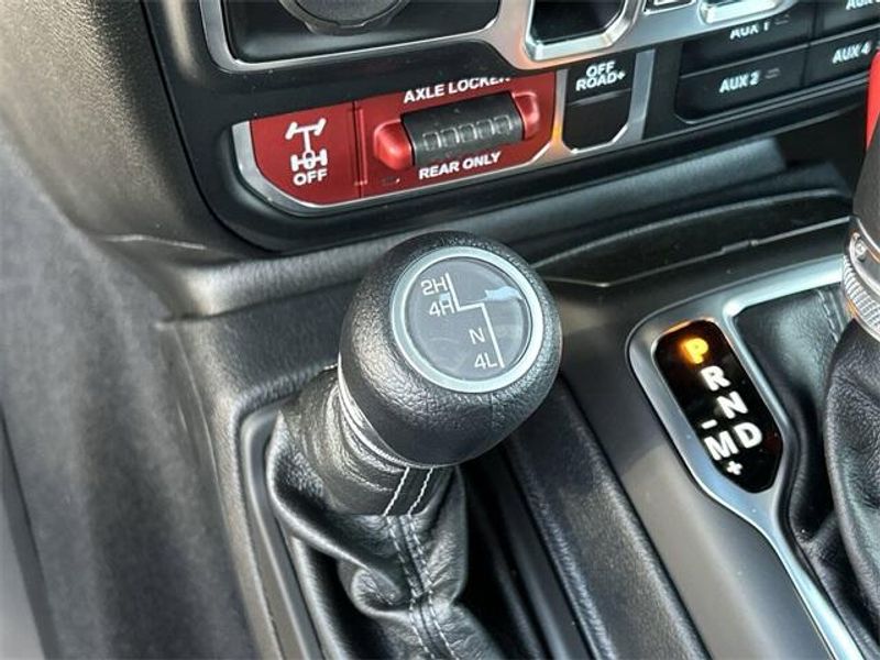 2025 Jeep Wrangler 4-door WillysImage 24