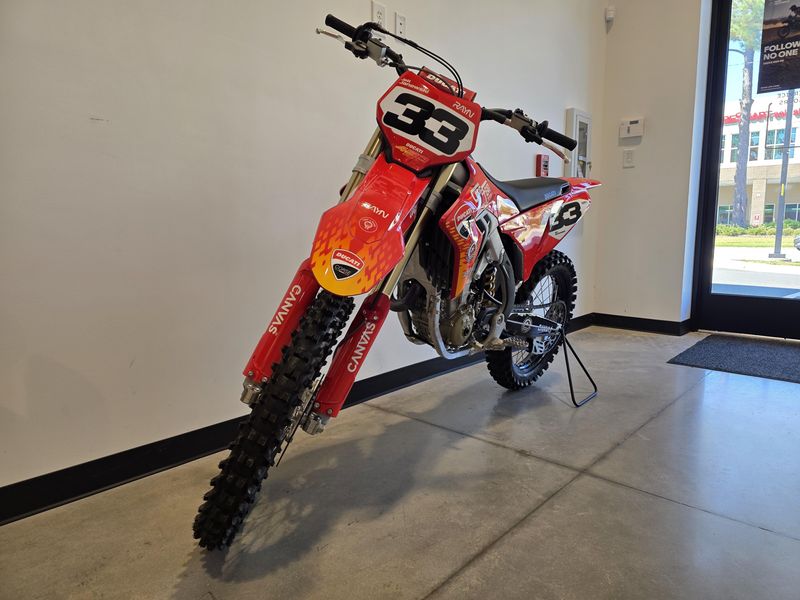 2026 Ducati Desmo450 MX