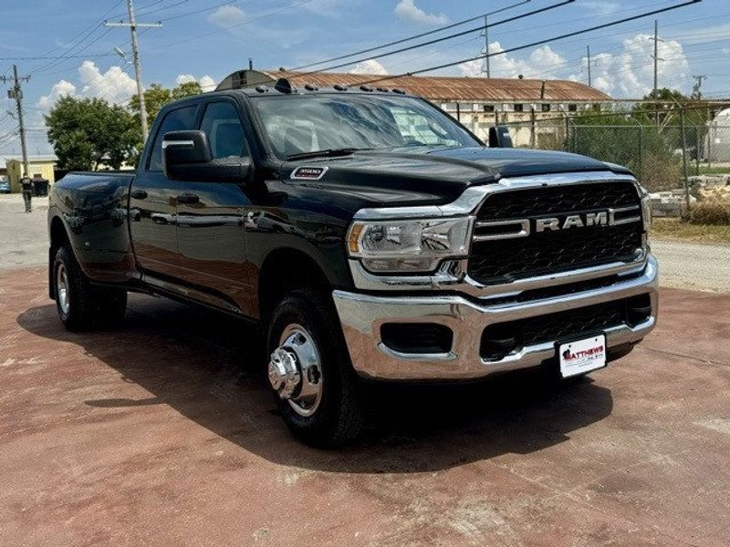 2024 RAM 3500 Tradesman Crew Cab 4x4 8