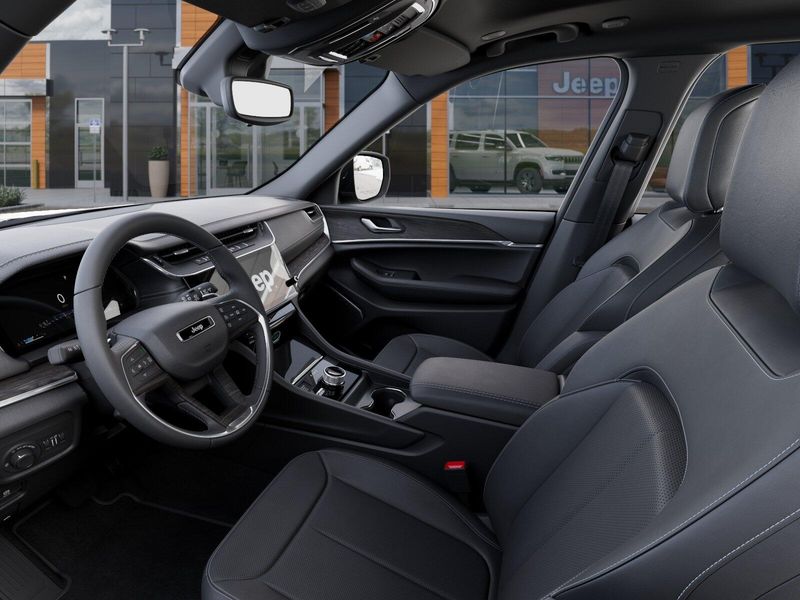 New 2026 Jeep Grand Cherokee L Limited Reserve 4x4Image 43