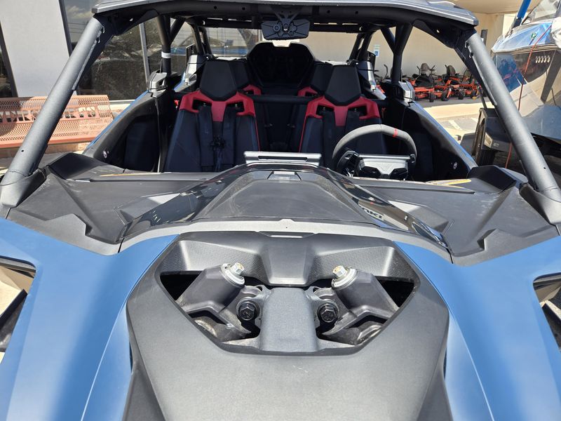 2025 Can-Am MAVERICK R MAX X RS 999T DCT DUSTY NAVY AND LEGION RED Image 9
