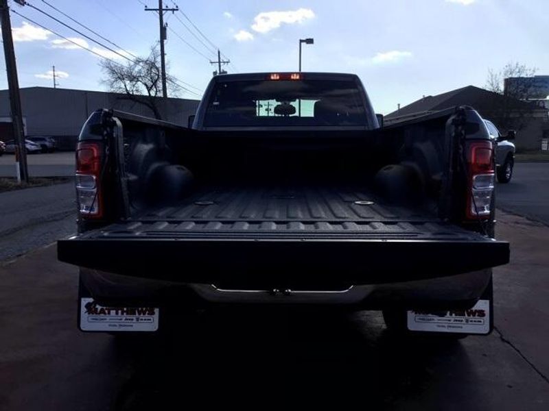 2024 RAM 3500 Tradesman Crew Cab 4x4 8