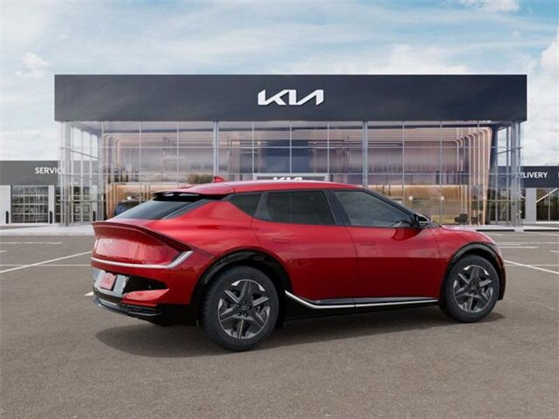 2025 Kia EV6 LightImage 6