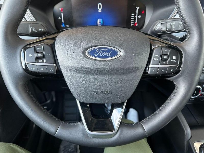 2024 Ford Escape ActiveImage 3