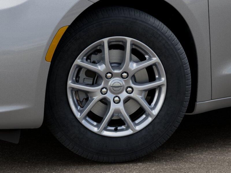 New 2026 Chrysler Pacifica SelectImage 42