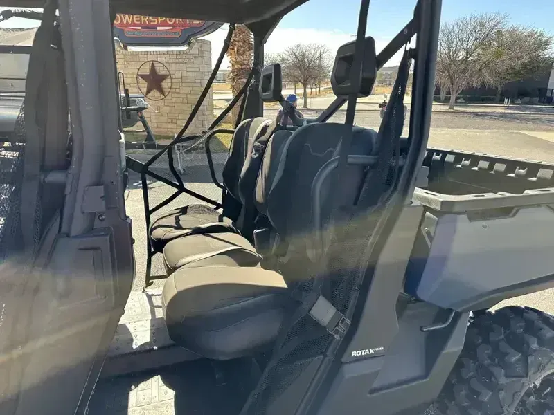 NEW 2026 CAN-AM DEFENDER MAX XT HD9 Image 10