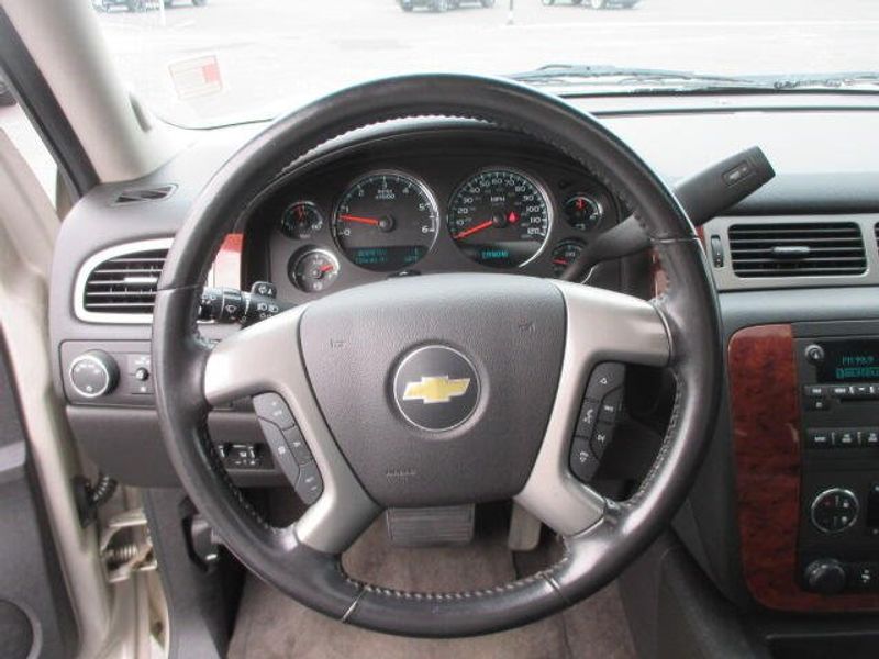 Used 2013 Chevrolet Tahoe LTImage 17
