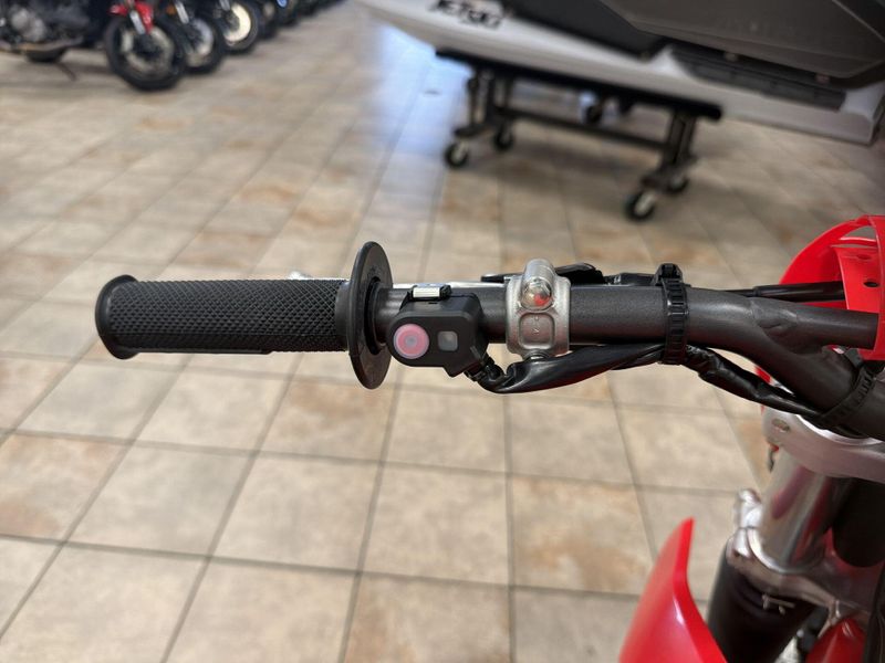New 2026 Honda CRF300F Image 23