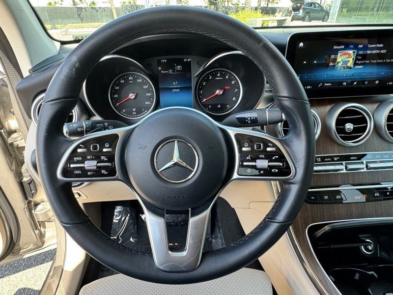 2020 Mercedes-Benz GLC 300Image 21