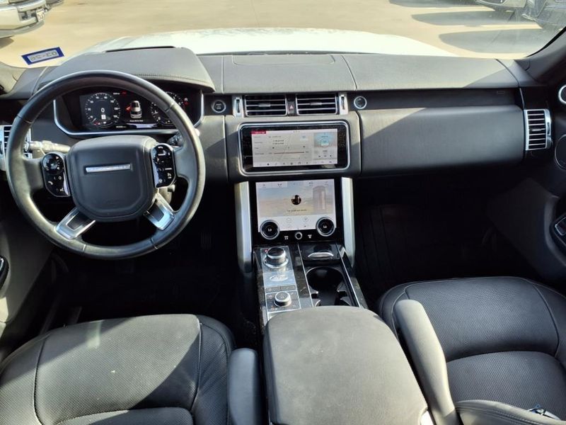 Used 2018 Land Rover Range Rover 3.0L V6 Supercharged HSEImage 4