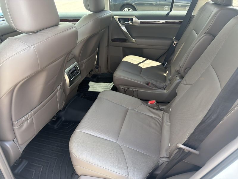 Used 2018 Lexus GX 460 PremiumImage 25