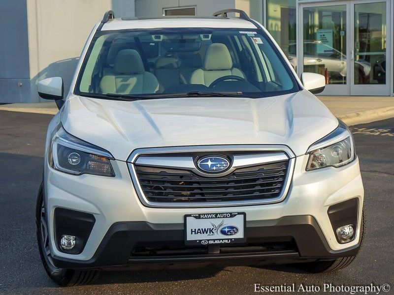 2021 Subaru Forester Premium photo 4