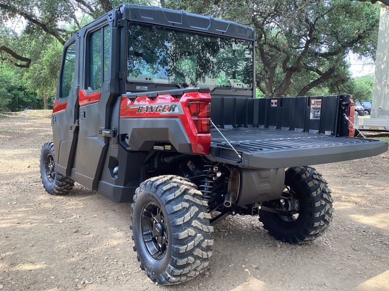 2025 Polaris RANGER CREW XP 1000 PREMIUM  SUNSET REDImage 13