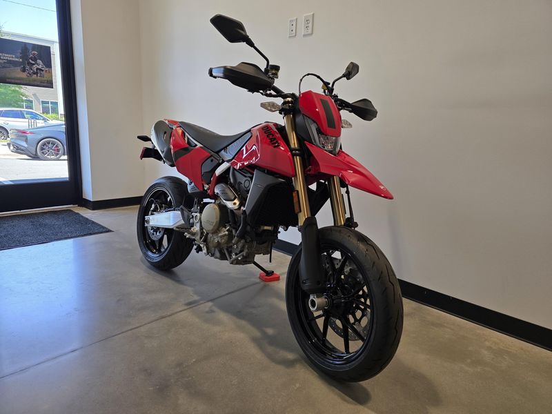 New 2025 Ducati Hypermotard 698 Mono RVE 