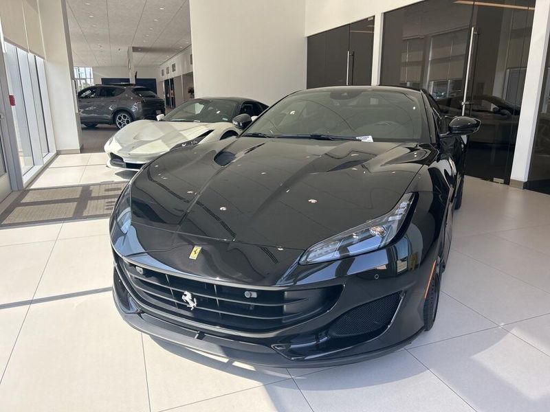 2020 Ferrari Portofino BaseImage 2