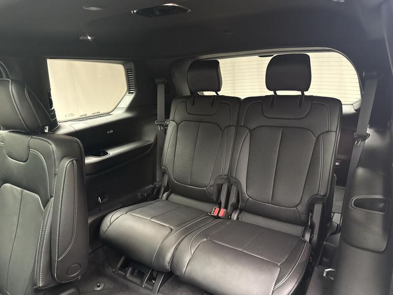 New 2027 Jeep Grand Cherokee L Limited Reserve 4x4Image 13