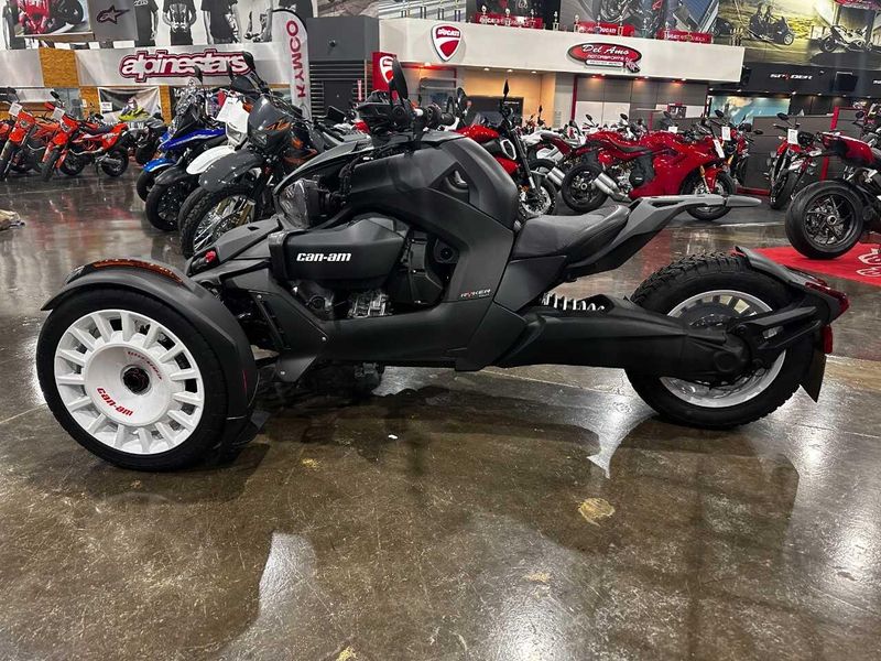 New 2024 Can-Am RYKER RALLY 900 Image 1