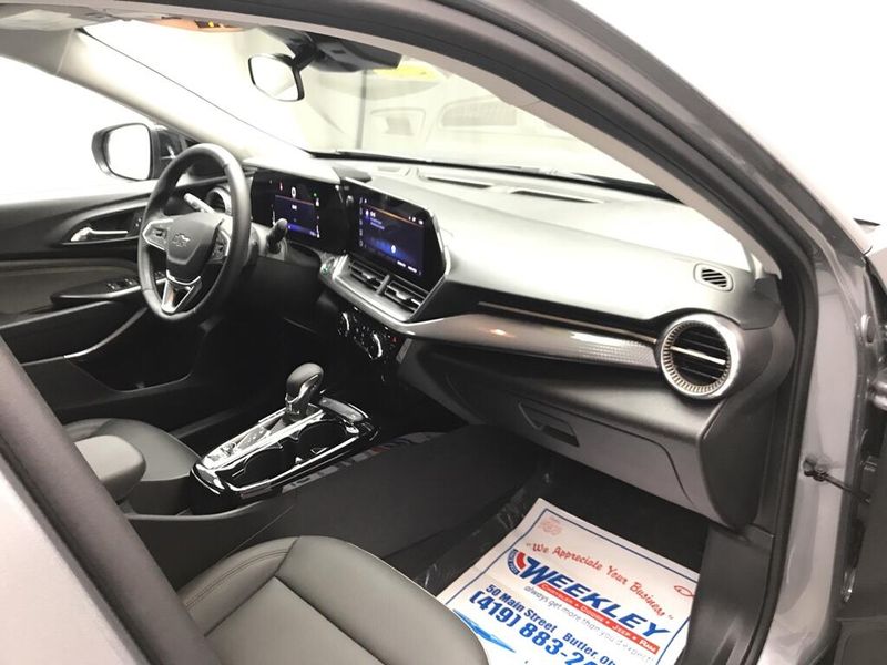 Used 2025 Chevrolet Trax ActivImage 22