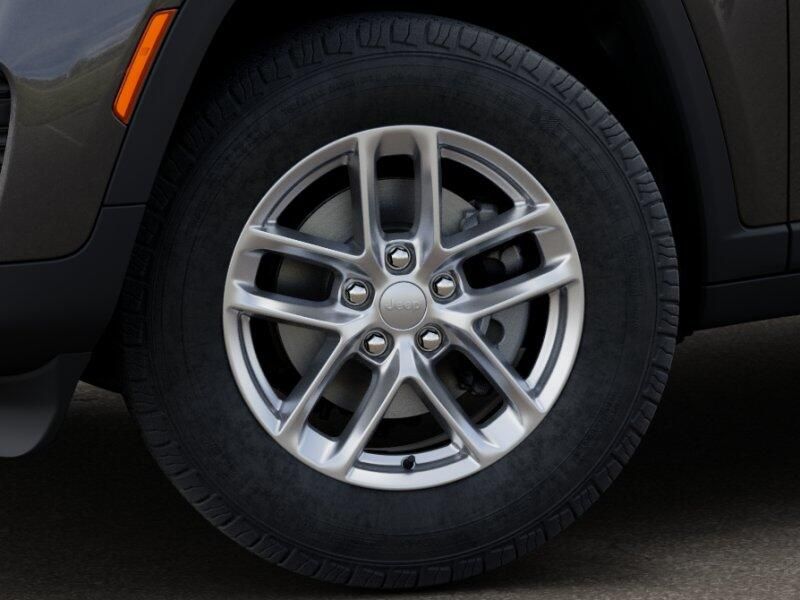 New 2025 Jeep Grand Cherokee Laredo X 4x4Image 20