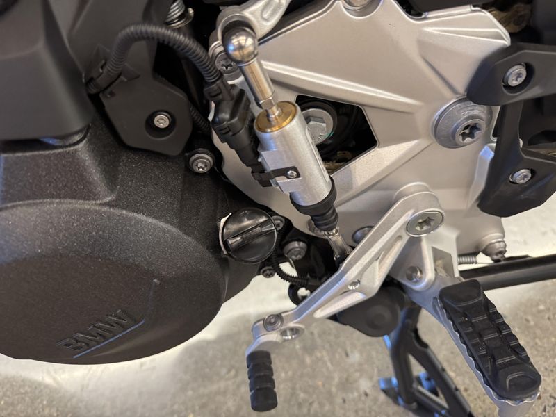 2024 BMW F 800 GS - BLACK STORM METALLIC 