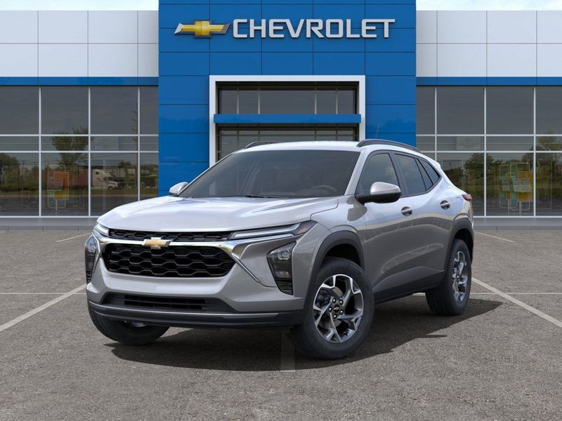 2025 Chevrolet Trax LTImage 6