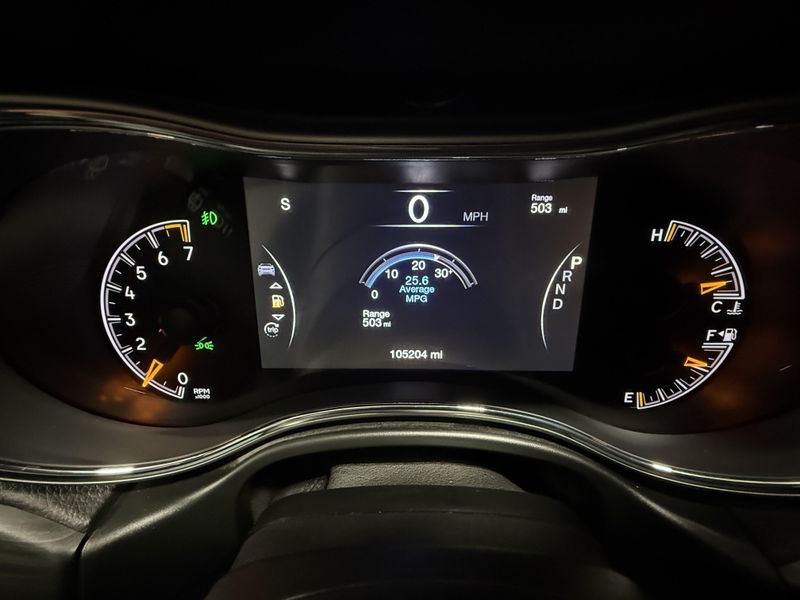 Used 2021 Jeep Grand Cherokee Laredo XImage 26