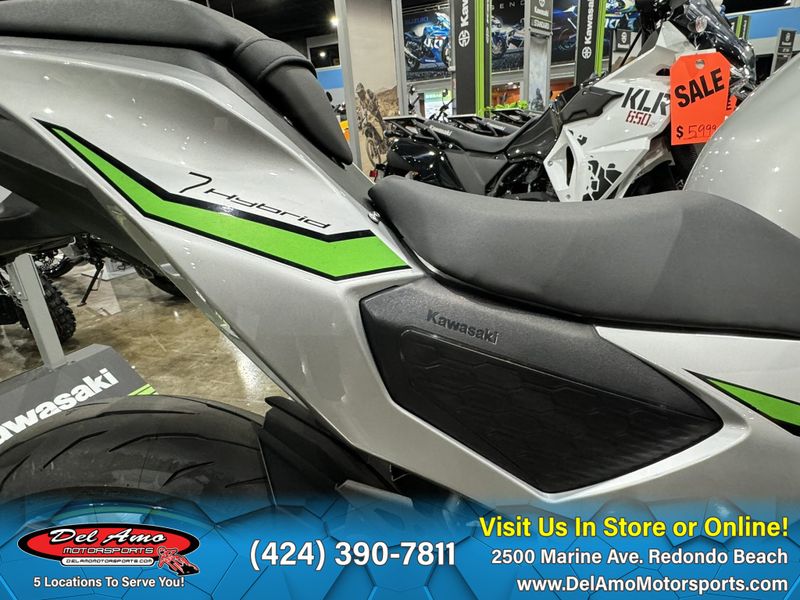 2024 Kawasaki NINJA 7 HYBRID ABSImage 33