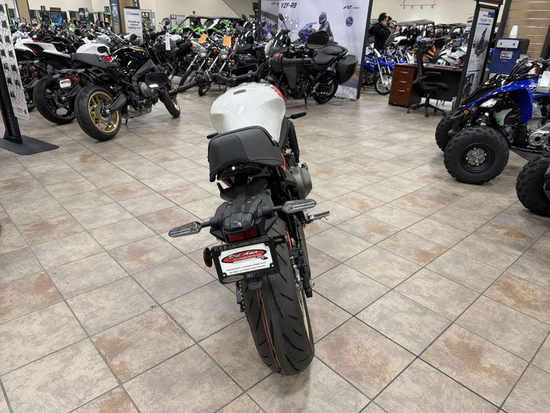 New 2026 Yamaha XSR900 Image 16
