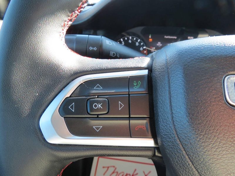 Used 2024 Jeep Compass Trailhawk 4x4 4dr SUVImage 12