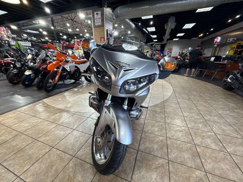 Used 2015 Honda Goldwing Image 11