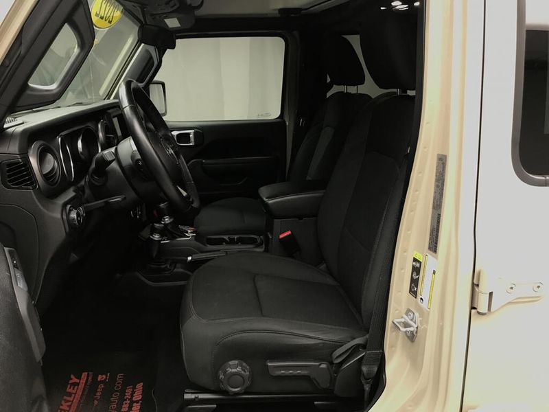 Used 2022 Jeep Wrangler Unlimited WillysImage 20