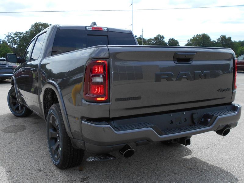 2025 RAM 1500 Big Horn Crew Cab 4x4 5