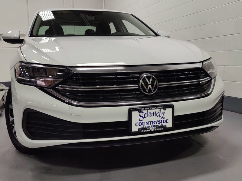 2024 Volkswagen Jetta S w/IQ DriveImage 2