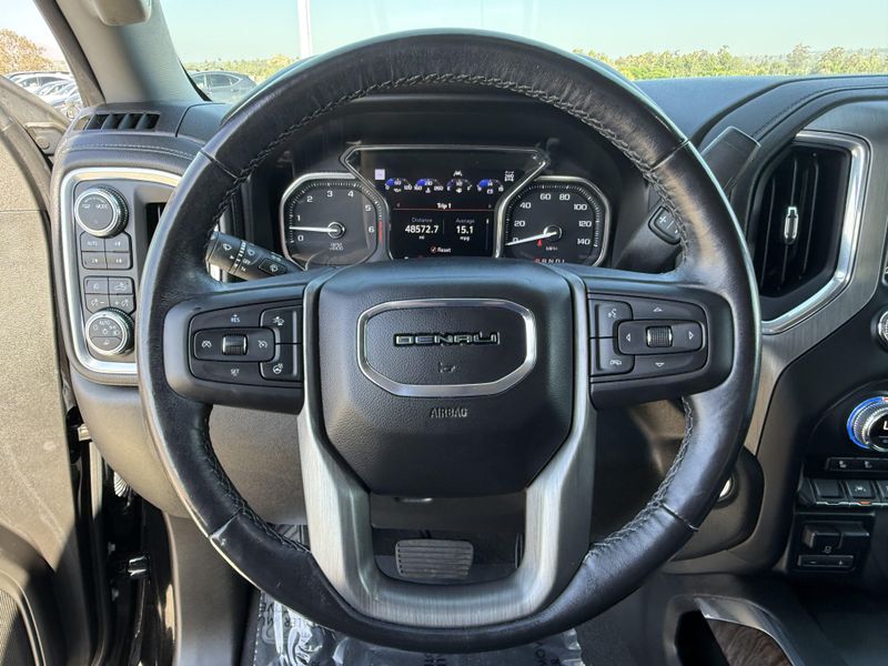 Used 2022 GMC Sierra 1500 Limited DenaliImage 21