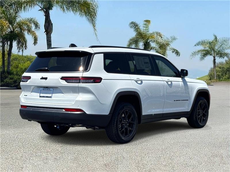 New 2026 Jeep Grand Cherokee L Laredo Altitude 4x4