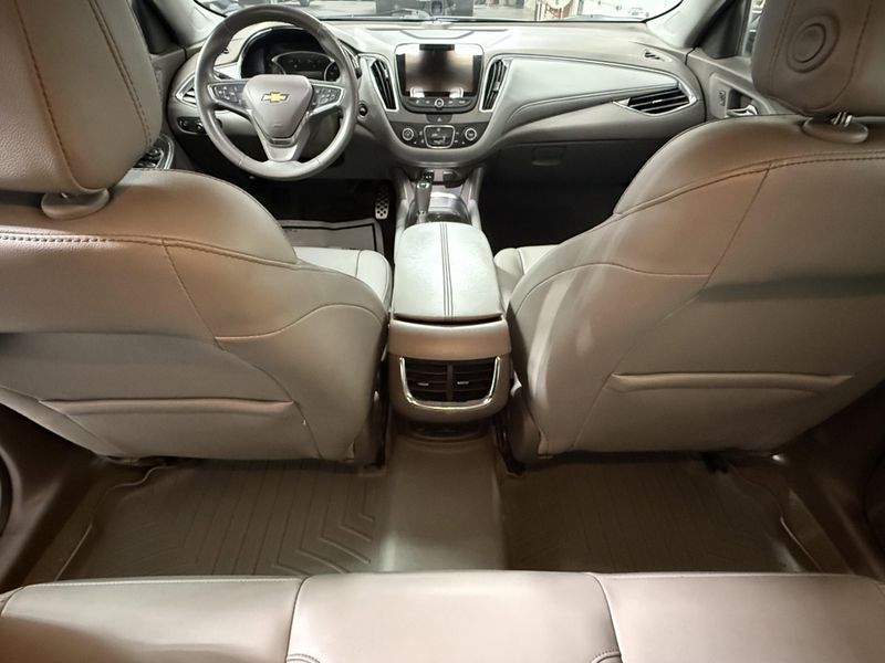 Used 2017 Chevrolet Malibu LTImage 11