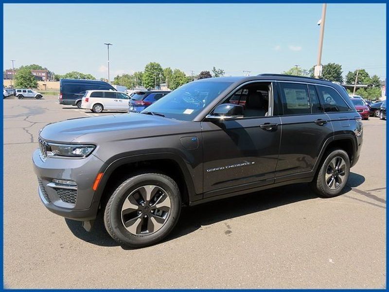 2024 Jeep Grand Cherokee 4xe Image 1