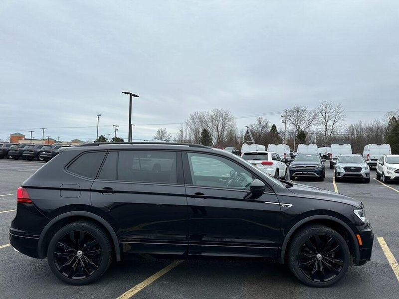 2021 Volkswagen Tiguan 2.0T SE R-Line BlackImage 11