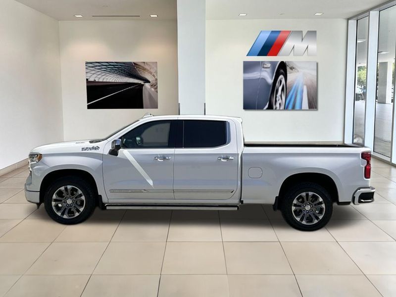 2023 Chevrolet Silverado 1500 High CountryImage 9