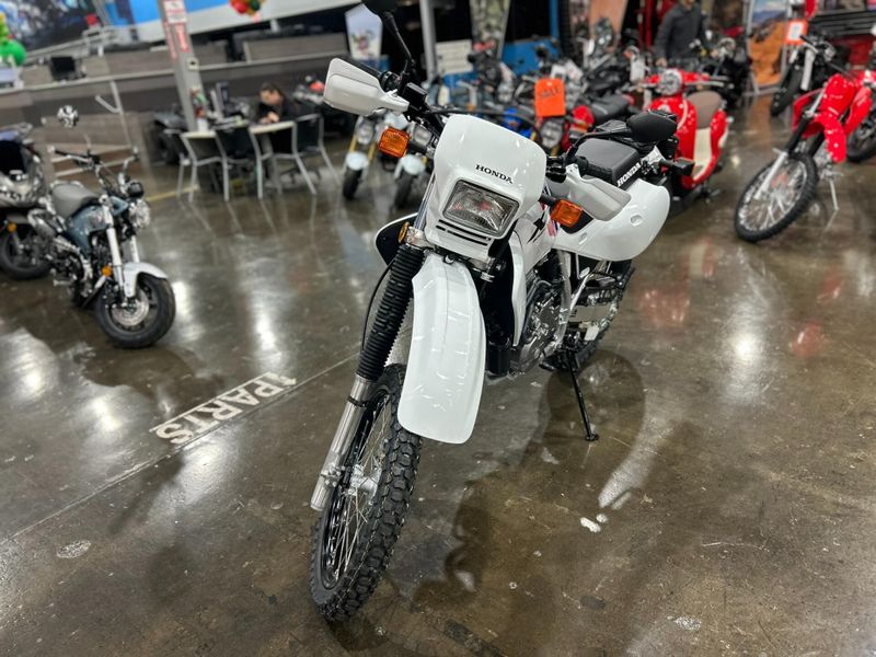 New 2025 Honda XR650L Image 5