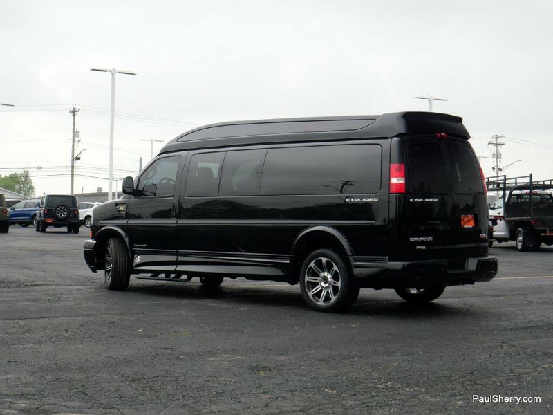 2018 GMC Savana 2500 Image 10
