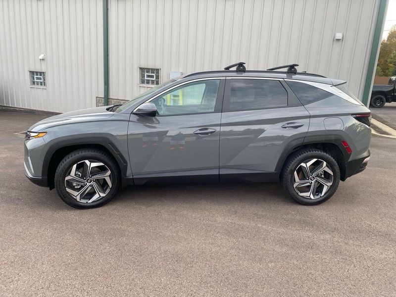 2024 Hyundai Tucson SEL Convenience photo 2