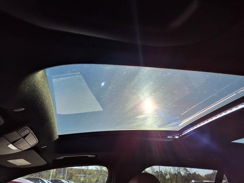 Used 2021 Mercedes-Benz GLC 300 300Image 16