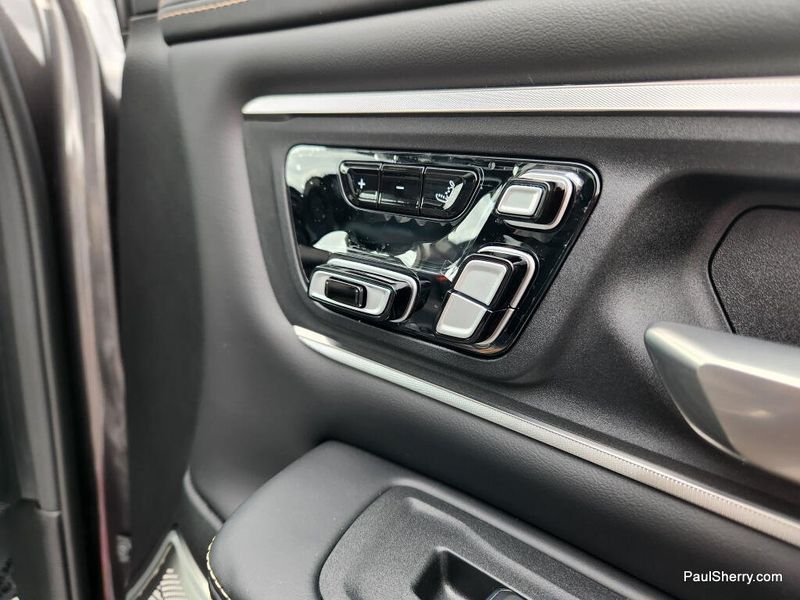 New 2026 RAM 1500 Tungsten Crew Cab 4x4