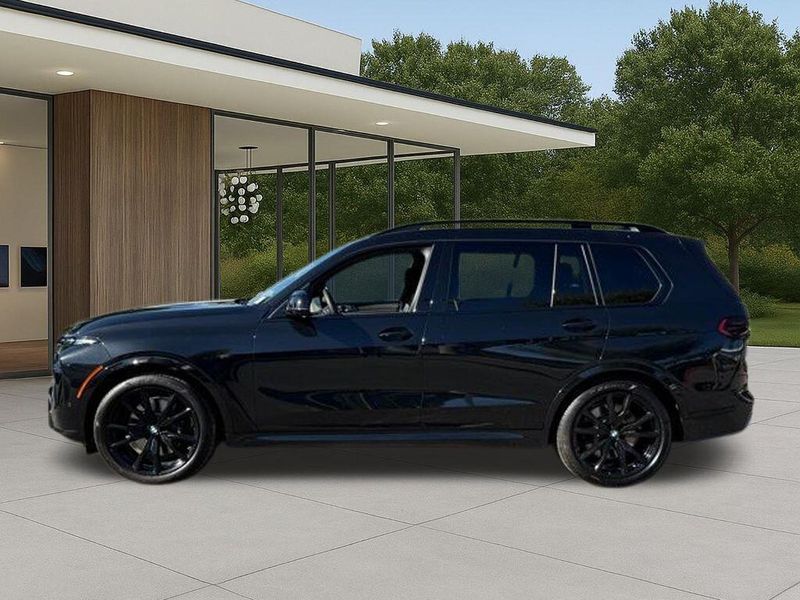 Used 2026 BMW X7 M60iImage 13